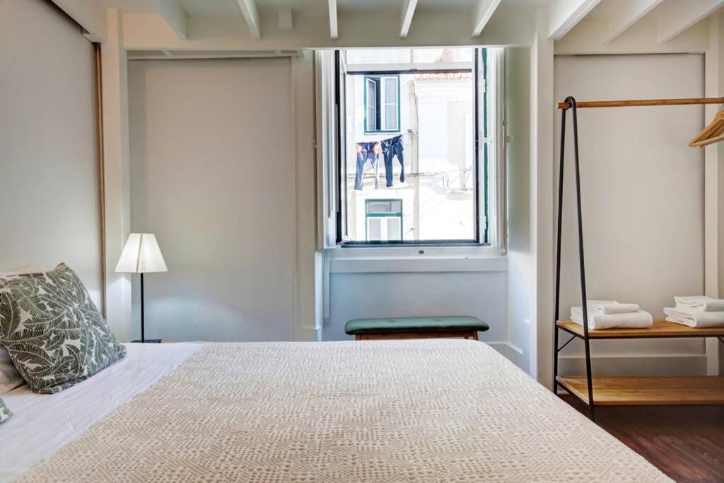 Unique Sao Bento Apartment Ideal For A Group Lissabon Buitenkant foto