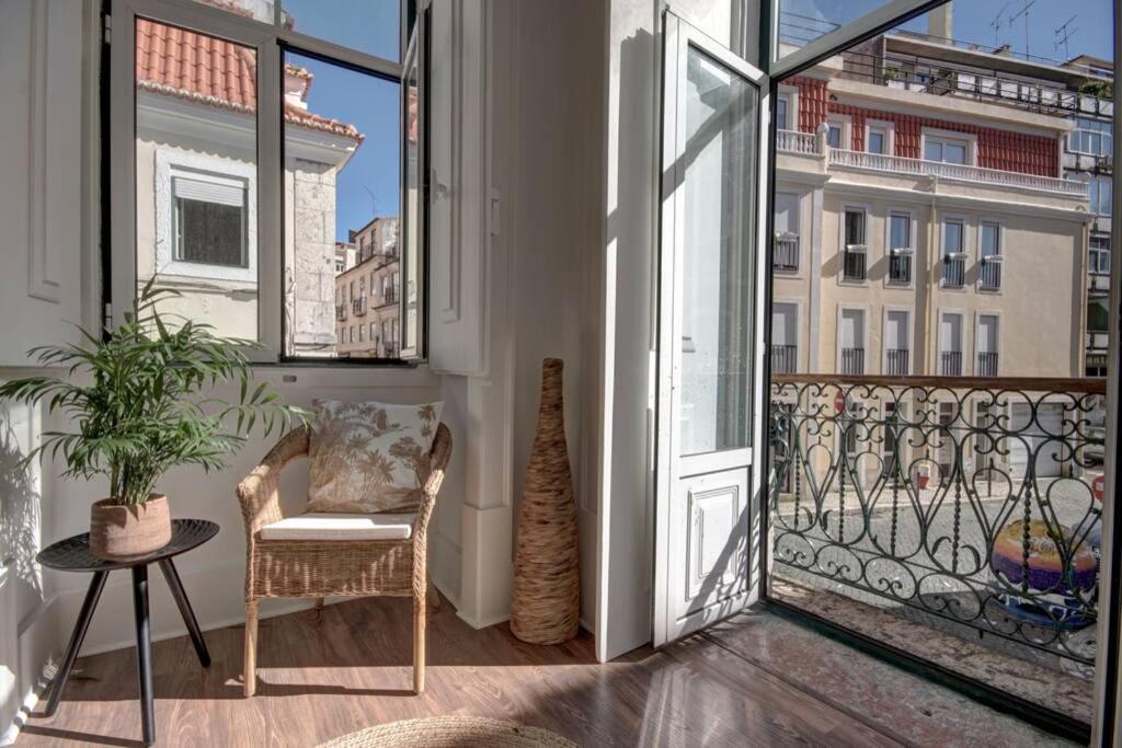 Unique Sao Bento Apartment Ideal For A Group Lissabon Buitenkant foto