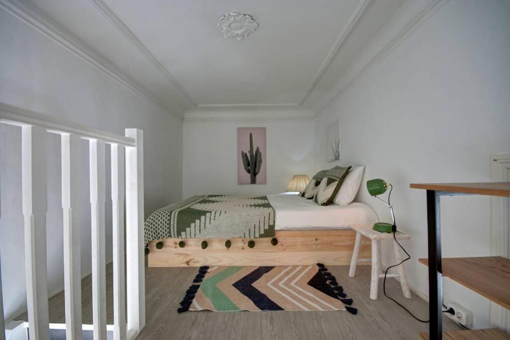 Unique Sao Bento Apartment Ideal For A Group Lissabon Buitenkant foto