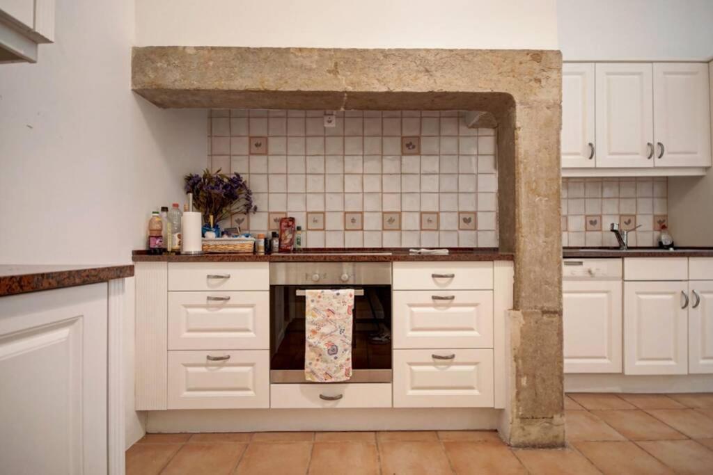 Unique Sao Bento Apartment Ideal For A Group Lissabon Buitenkant foto