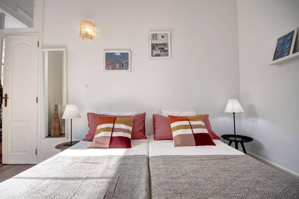 Unique Sao Bento Apartment Ideal For A Group Lissabon Buitenkant foto